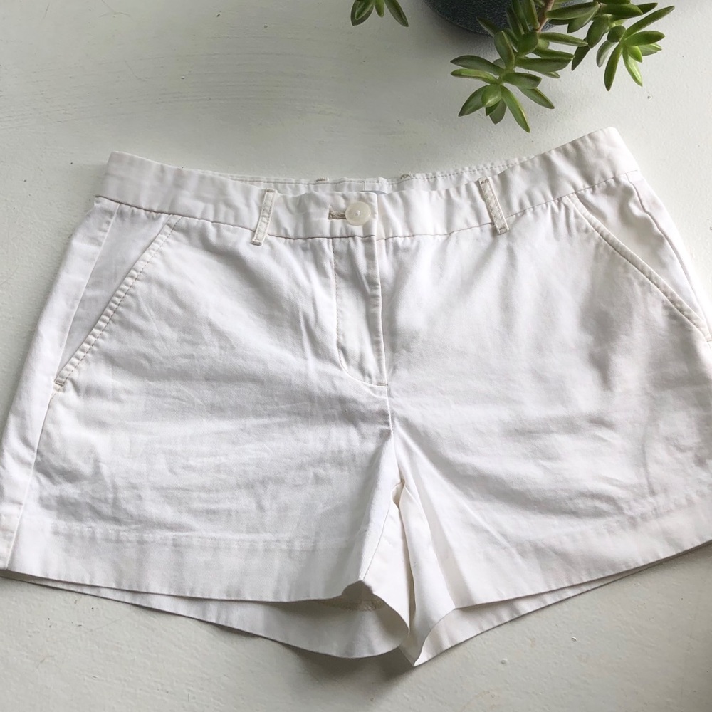 GAP chino shorts